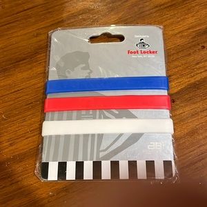 Footlocker Silicone Baller ID wristbands bands new red white blue